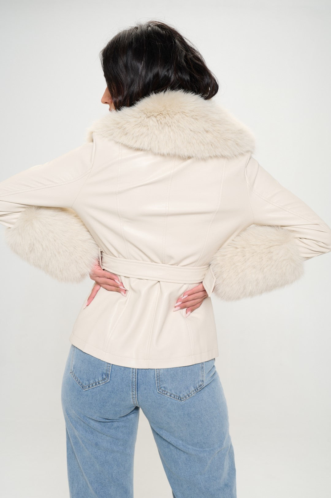 Tapado white removable faux