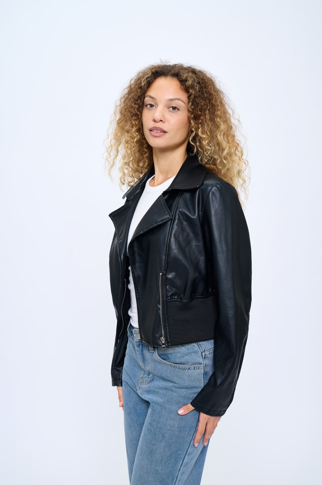 Campera Skylight Vegan Cropped Moto Jacket