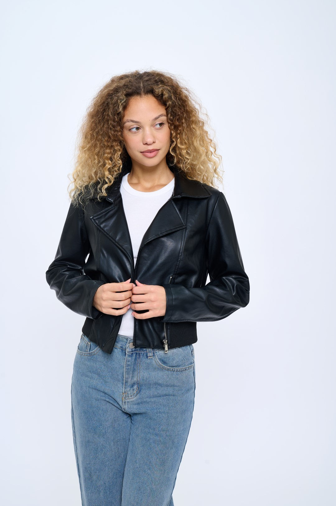 Campera Skylight Vegan Cropped Moto Jacket