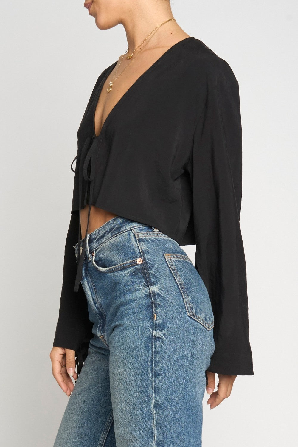 Top Cropped Tie Front & Sleeve
