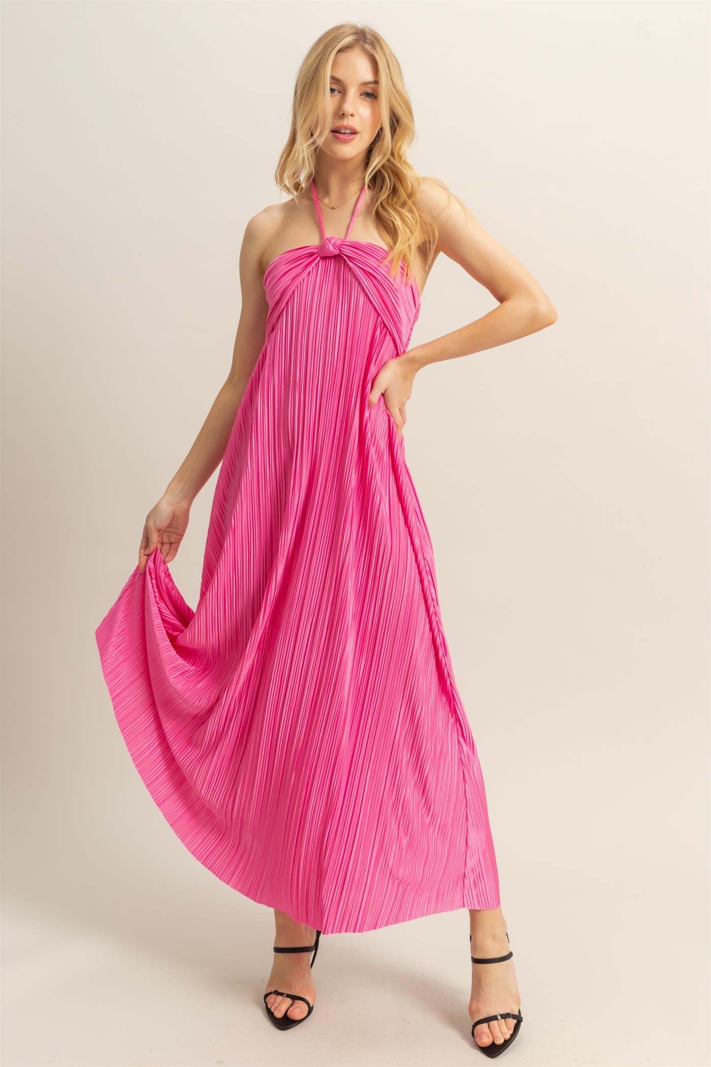 Vestido Largo Plisse Halter Neck Flowy Dress