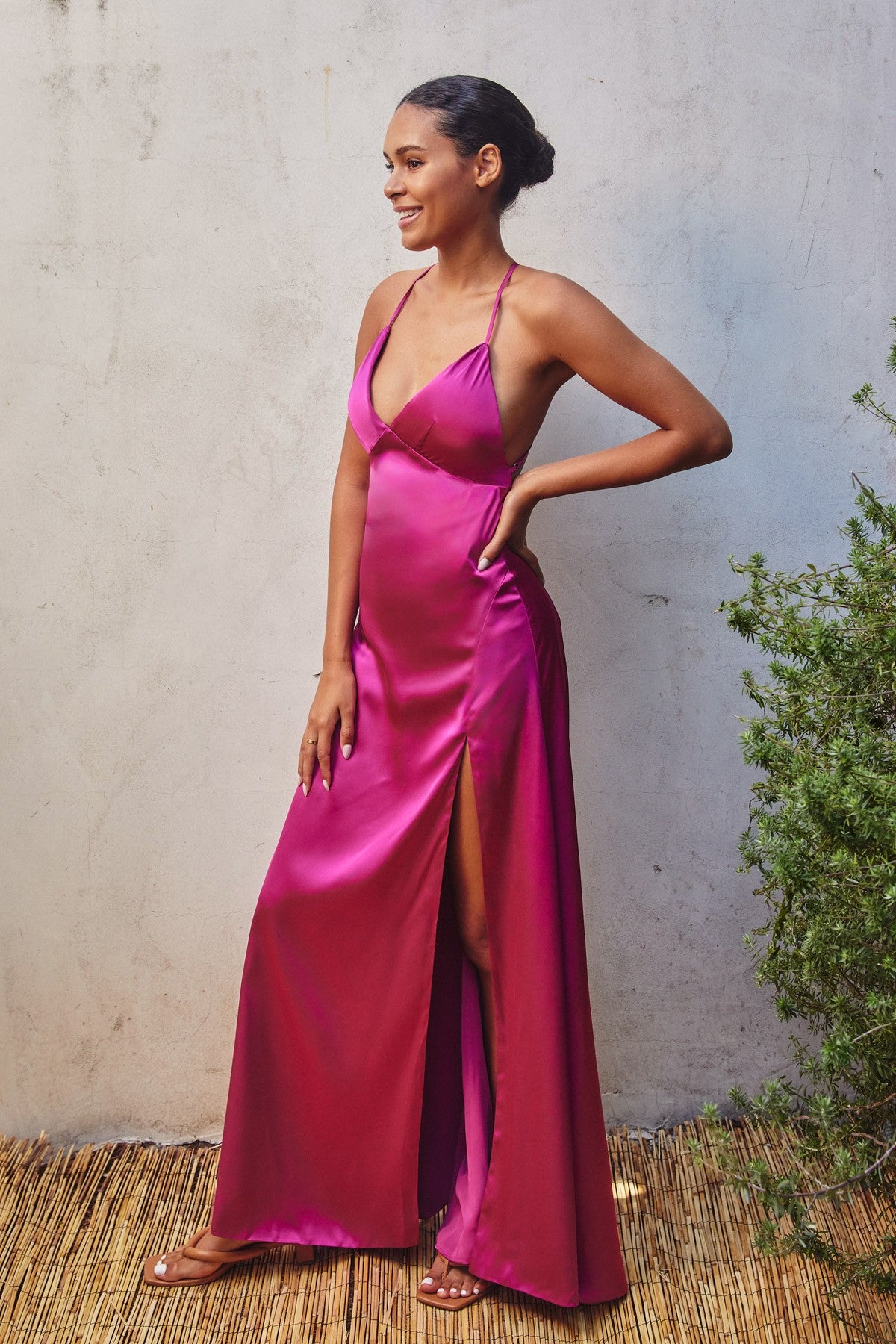 Vestido Largo Open Back Pluning Maxi Dress