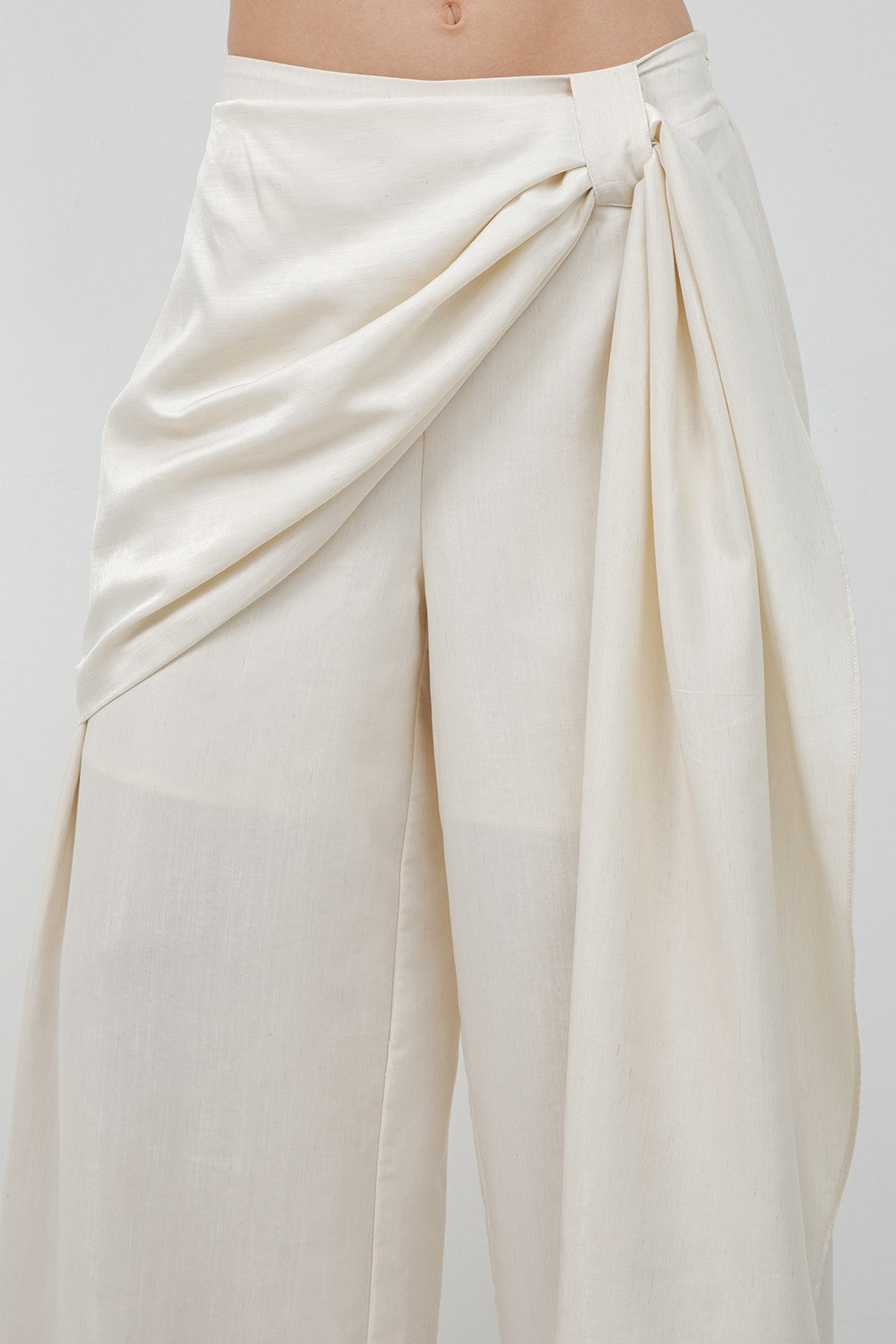 Pantalón Soft Woven