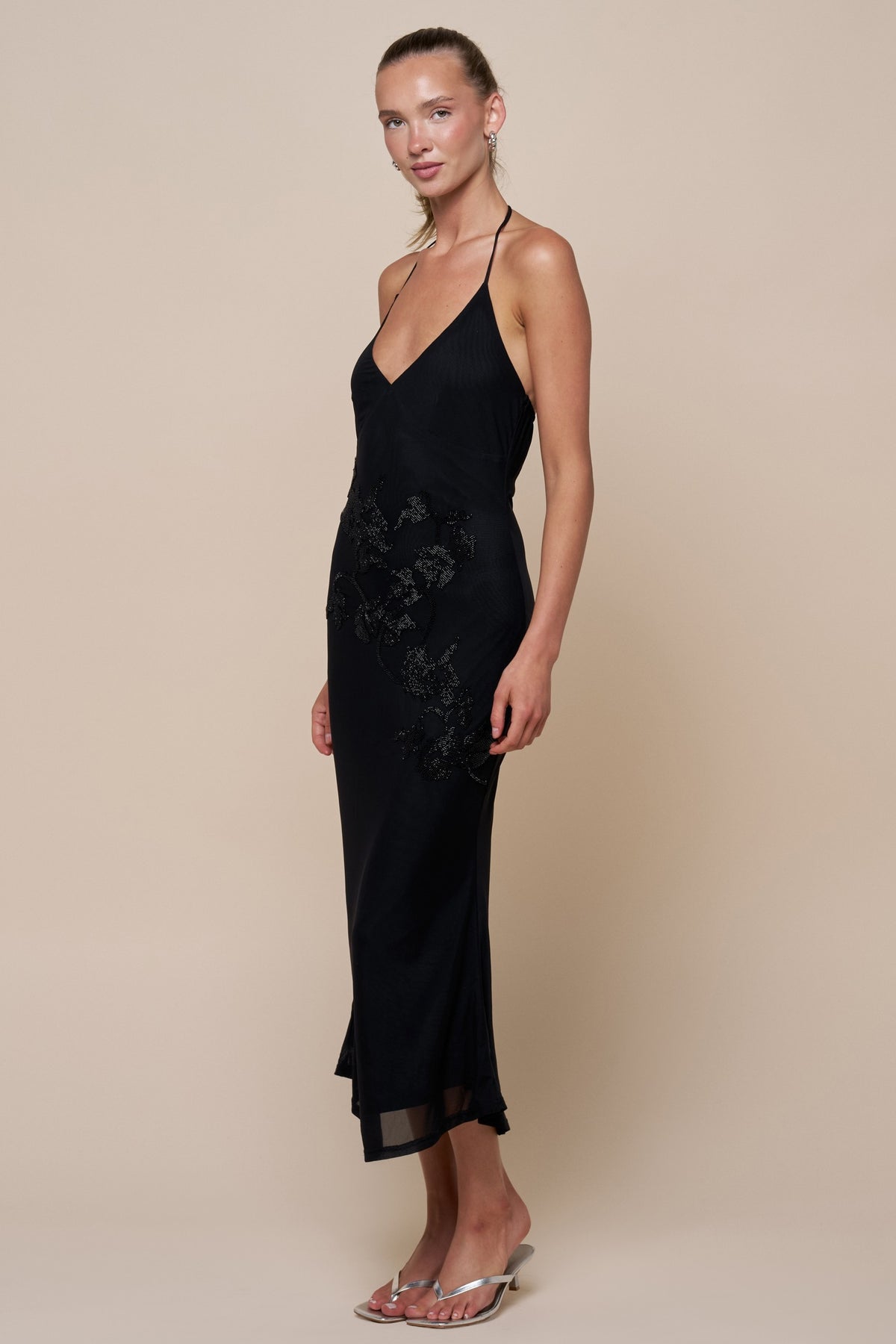 PRE ORDER Vestido Embellished