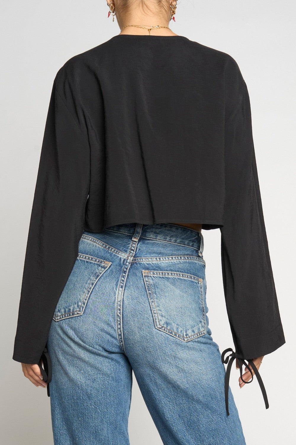 Top Cropped Tie Front & Sleeve