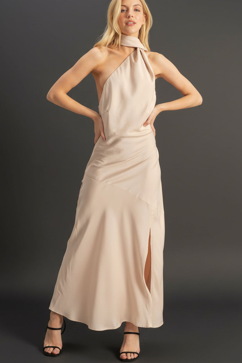 Vestido Largo Curve Hugging Satin Dress