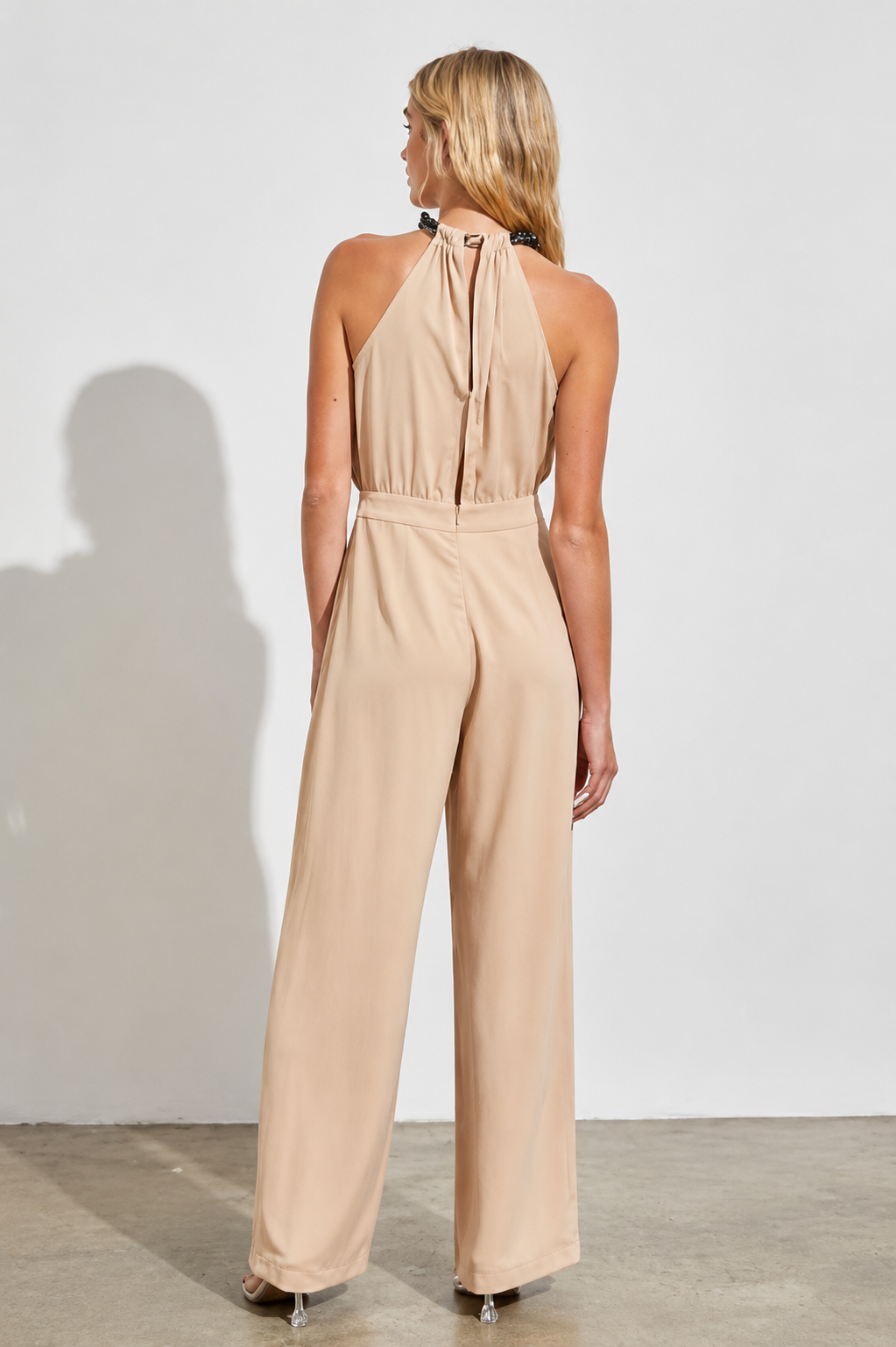 Mono Sand Chic
