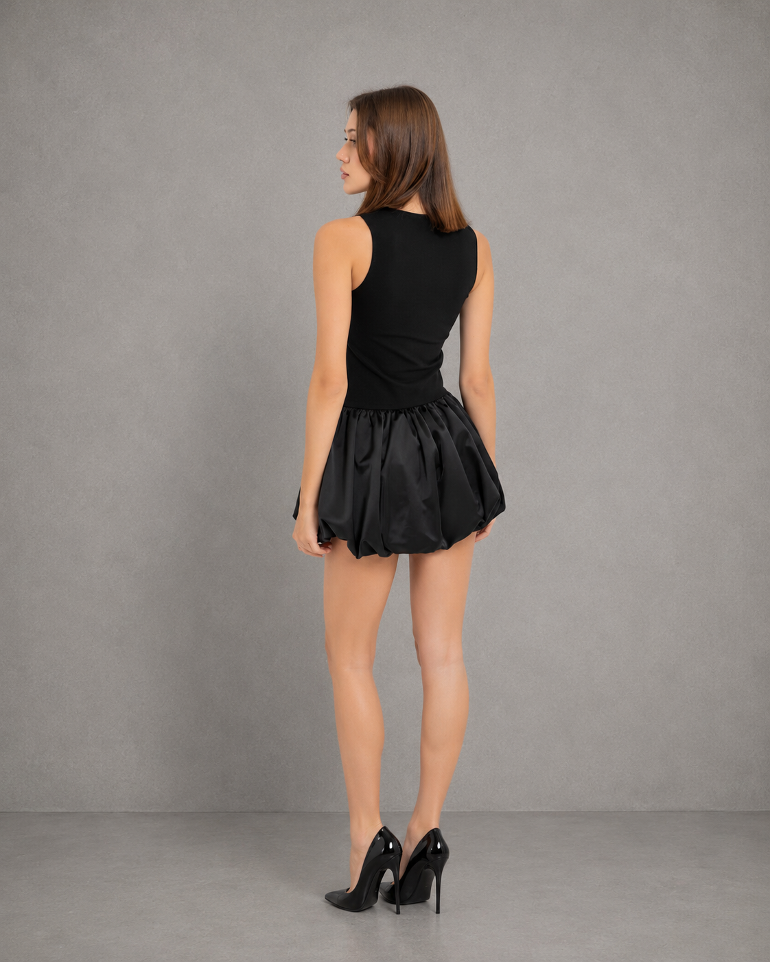 Vestido Corto Black Mini Dress with Satin Balloon Skirt