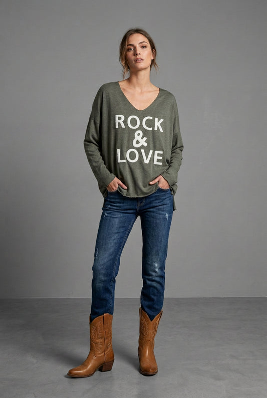 PRE ORDER Sweater Rock & Love