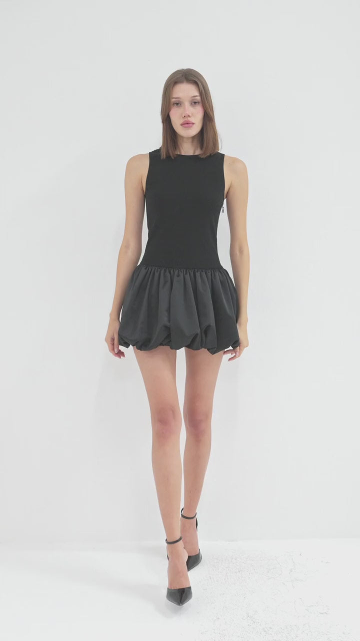 Vestido Corto Black Mini Dress with Satin Balloon Skirt